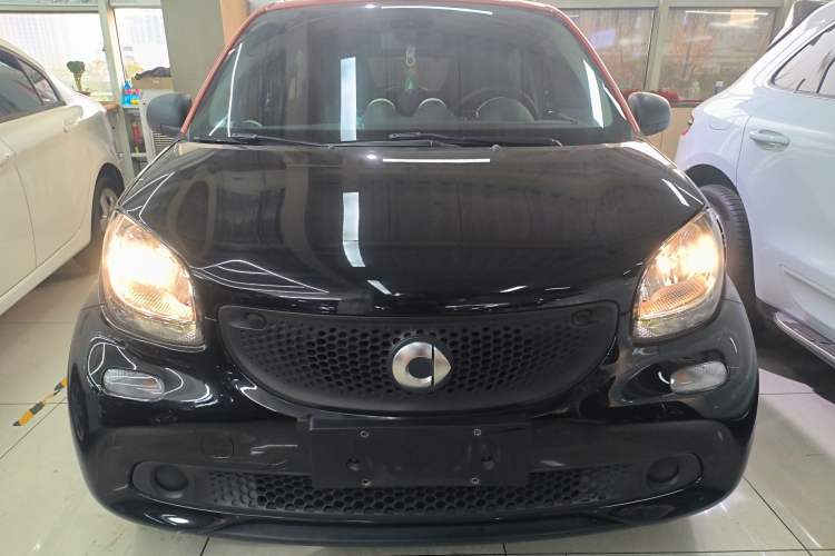 Used  forfour 2016 1.0L 52 kW Dynamic Edition
