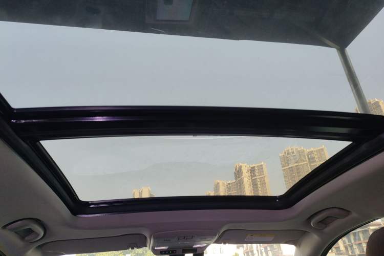 Used Buick Envision 2019 20T Two-Wheel Drive Luxury Version China V Standard