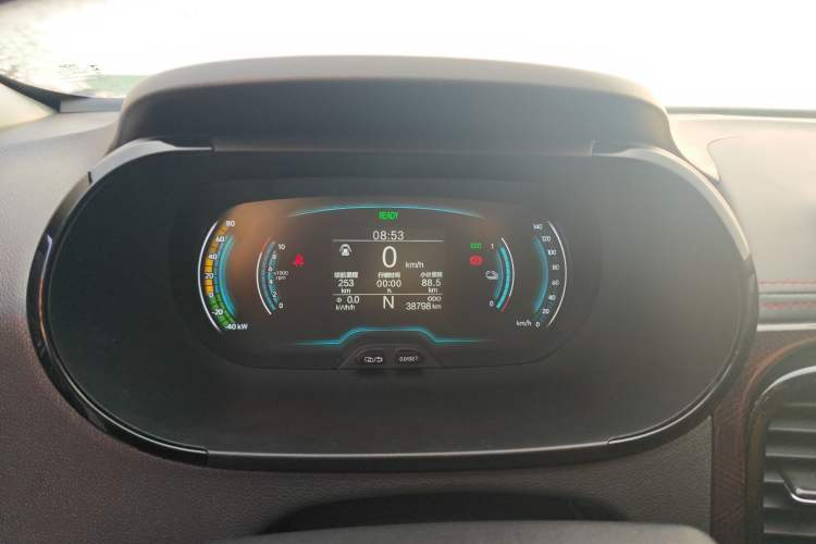 Used Chery Little Ant 2022 Sweet Pink Edition Half-Sugar Version Lithium Iron Phosphate 30 kW 301 km