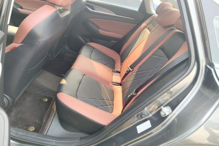 Used Changan Eado 2024 PLUS Blue Whale NE 1.4T GDI DCT High-Energy Edition
