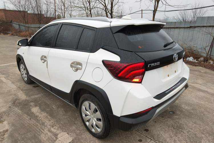 Used Toyota YARiS L 2022 X-Trail 1.5L CVT Leading PLUS Edition