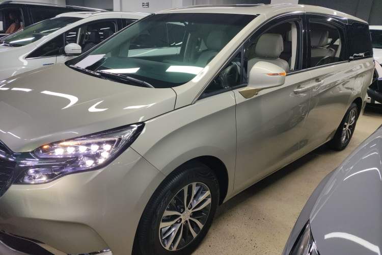 Used Buick GL8 2022 ES Landtrek 653T Comfort Edition
