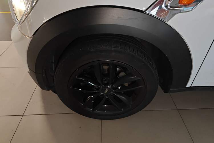 Used  Countryman 2014 1.6L COOPER Fun
