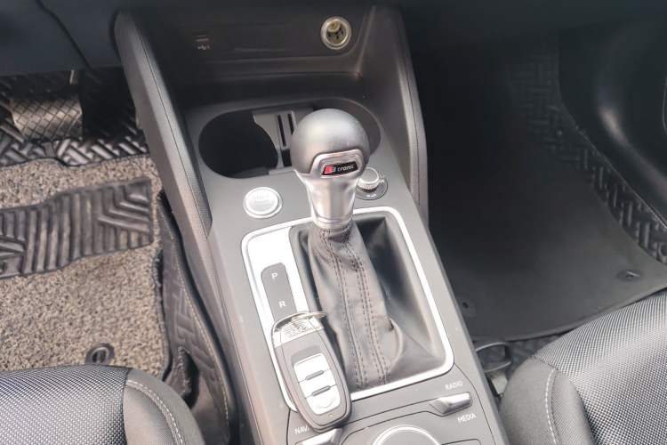 Used Audi Q2L 2020 35 TFSI Ambition Dynamic Edition
