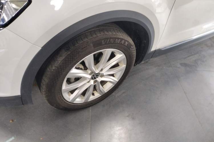 Used Volkswagen T-ROC 2022 280TSI DSG Two-Wheel Drive Elite PLUS
