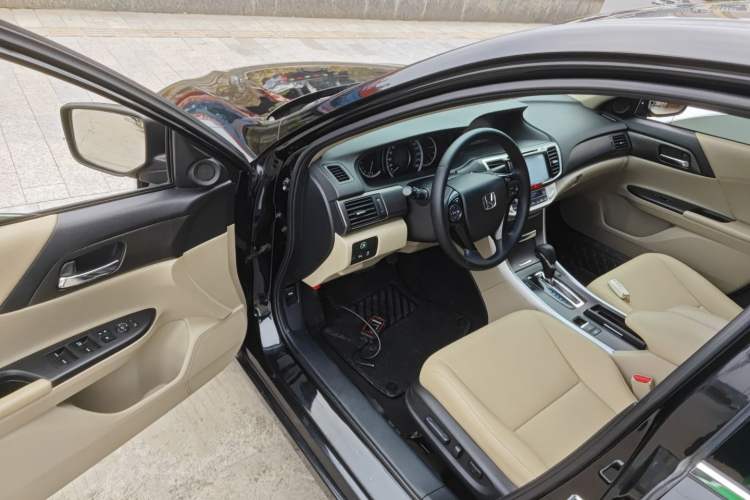 Used Honda Accord 2014 2.0L EX Luxury Edition