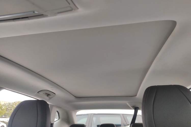 Used Dongfeng Aeolus AX7 2020 1.6T Automatic AI Navigation Model China VI Standard
