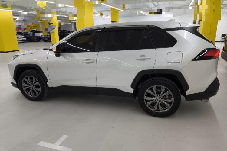 Used Toyota RAV4 2024 2.0L CVT Two-Wheel Drive Fashion Edition
