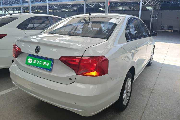 Used Volkswagen Jetta 2019 Dream Edition 1.5L Manual Fashion Version
