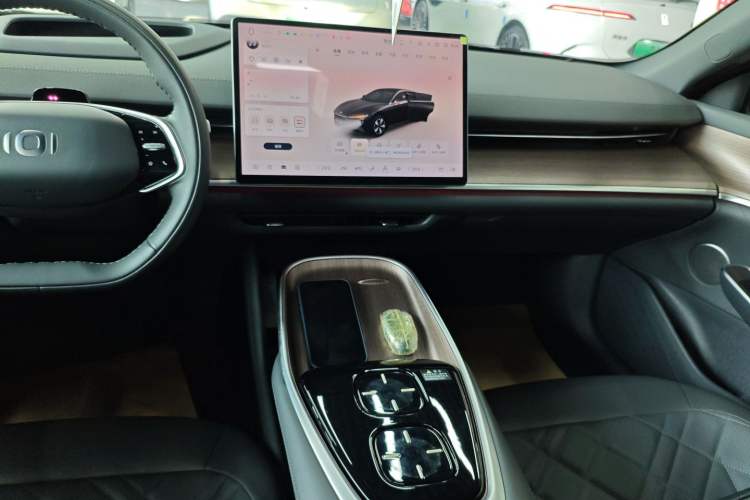 Used  A07 2024 Pure Electric "True Fragrance" Edition 515 Prestige Model
