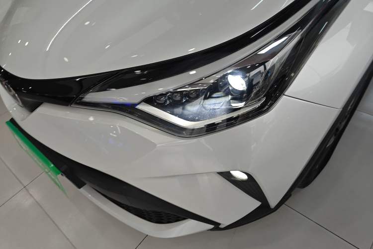 Used Toyota C-HR 2021 2.0L Luxury Edition
