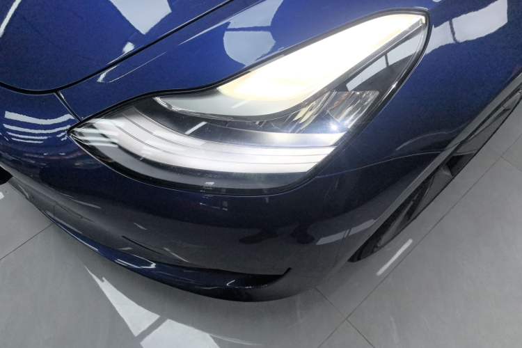 Used Tesla Model 3 2019 Standard Range Rear-Drive Upgraded Version
