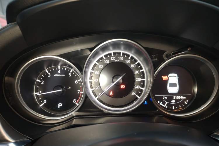 Used Mazda Atenza 2021 2.0L Blue Sky Luxury Edition
