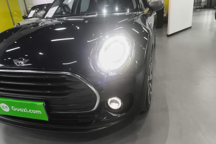 Used  Clubman 2021 1.5T COOPER Connoisseur
