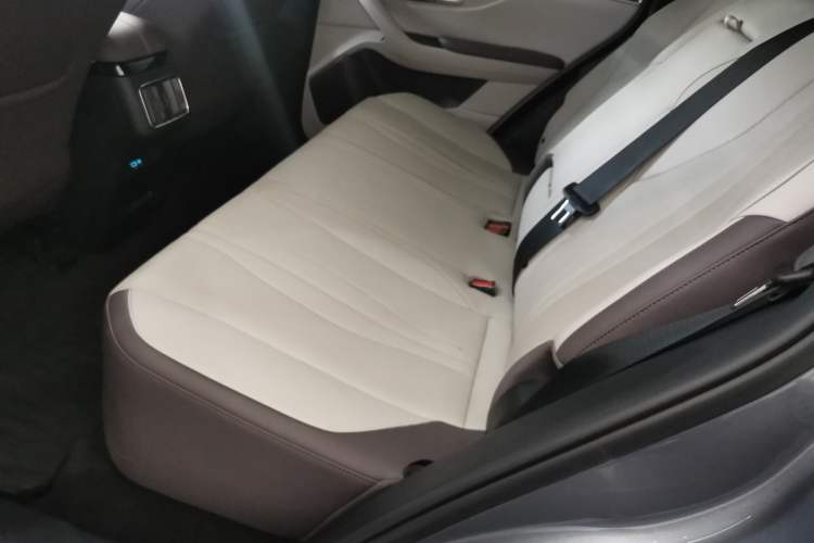 Used BYD Song PLUS New Energy 2025 EV 520km Premium Version
