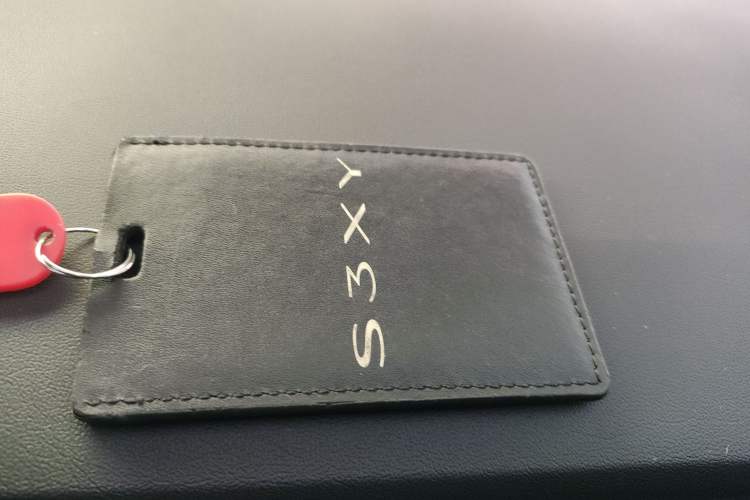 Used Tesla Model Y 2021 Long-Range All-Wheel-Drive Version