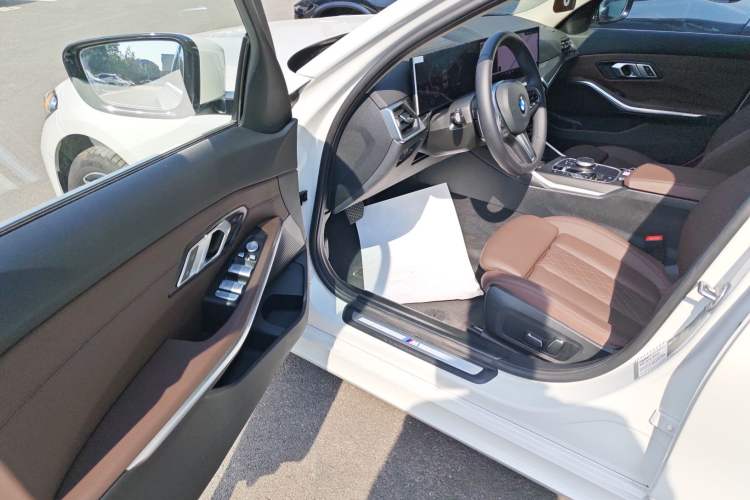 Used BMW 3 Series 2024 325i M Sport Package
