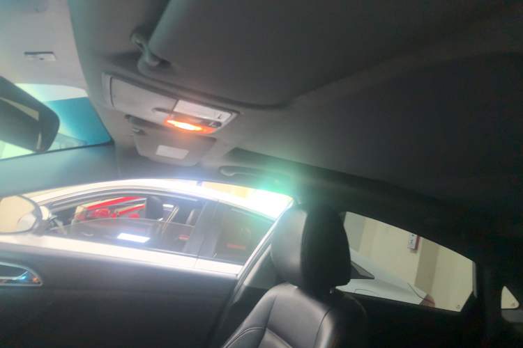 Used Hyundai Mistra 2014 1.8L Automatic Smart GLS