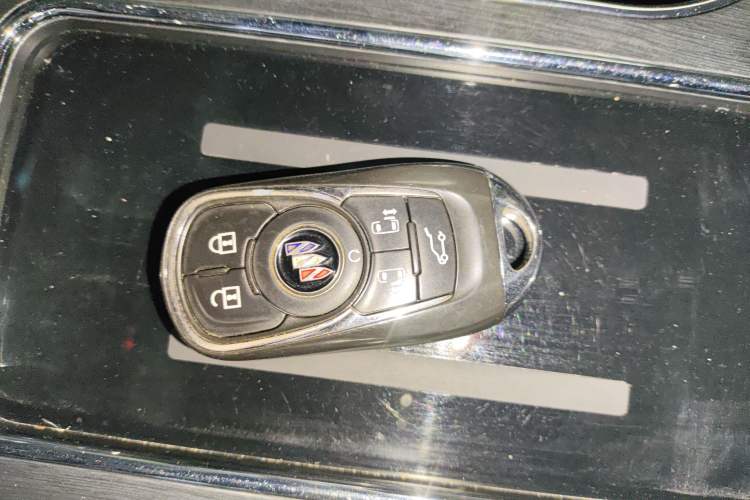 Used Buick GL8 2020 Avenir Avia 7-Seater Deluxe Edition
