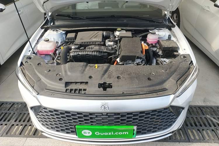 Used BYD Qin PLUS 2024 HONOR Edition DM-i 120KM Beyond Model
