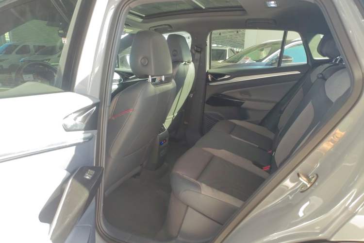 Used Volkswagen ID.4 CROZZ 2024 PRIME
