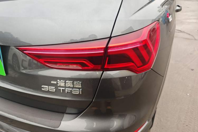 Used Audi Q3 2021 35 TFSI Fashion Dynamic Model