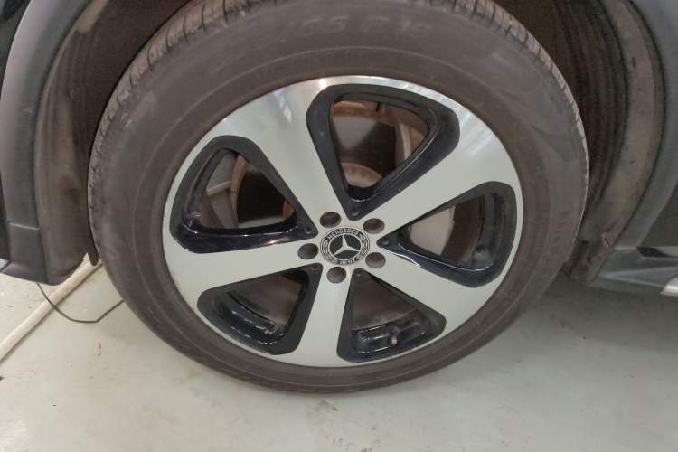 Used Mercedes-Benz GLC 2018 GLC 260 4MATIC Luxury Model