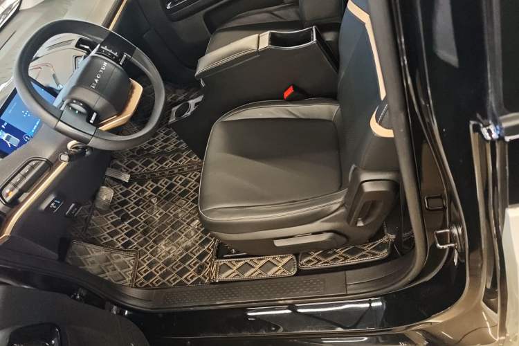 Used Baojun KiWi EV 2021 Designer Lithium Iron Phosphate
