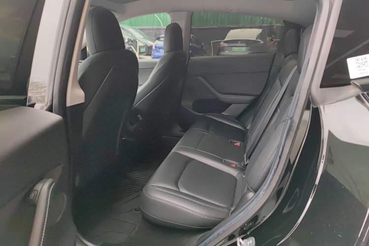 Used Tesla Model Y 2022 Rear-Wheel-Drive Version
