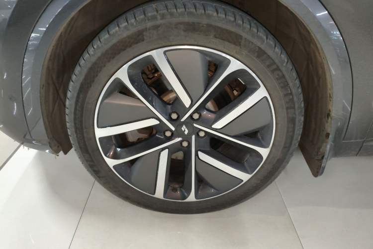 Used Li Auto L9 2022 Max model
