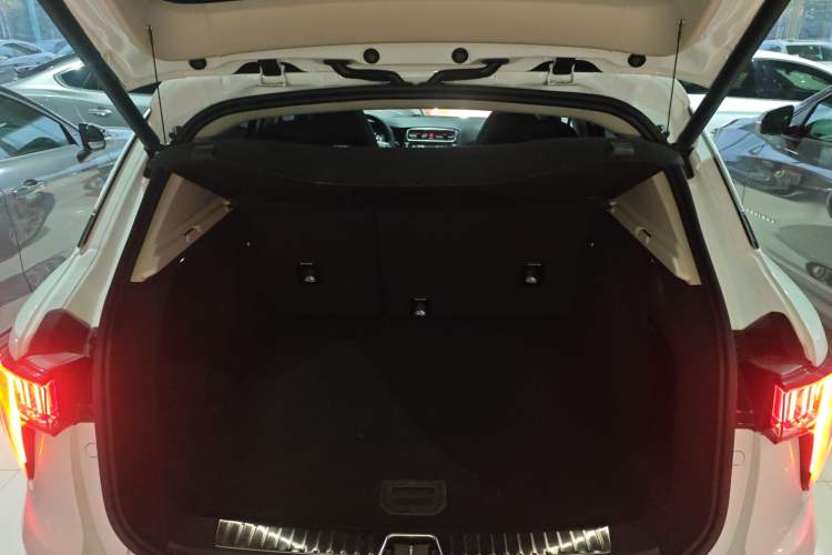 Used Lynk & Co 01 2017 2.0T Two-Wheel Drive Pro Edition
