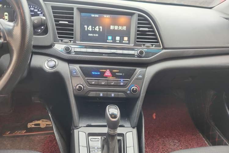 Used Hyundai Elantra 2018 1.4T Dual-Clutch Xuan Dong · Dynamic Edition
