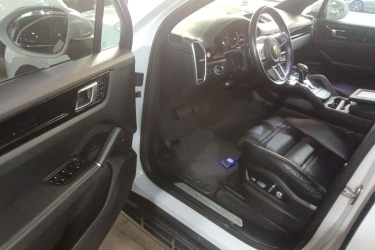 Used Porsche Cayenne 2018 Cayenne 3.0T