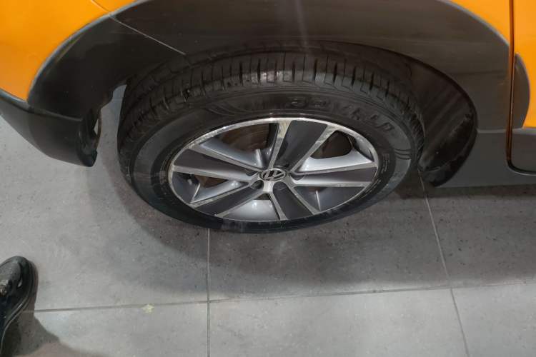 Used Volkswagen Polo 2012 1.6L Cross Polo Automatic Transmission
