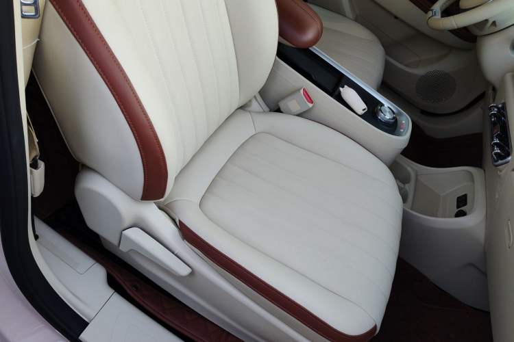 Used ORA Good Cat 2021 400km Standard Range Athena Edition Lithium Iron Phosphate