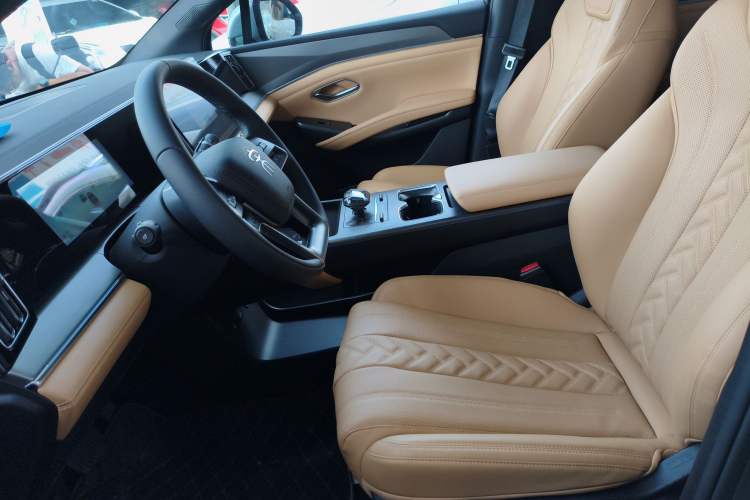 Used BYD Song L DM-i 2024 112 km Beyond Edition