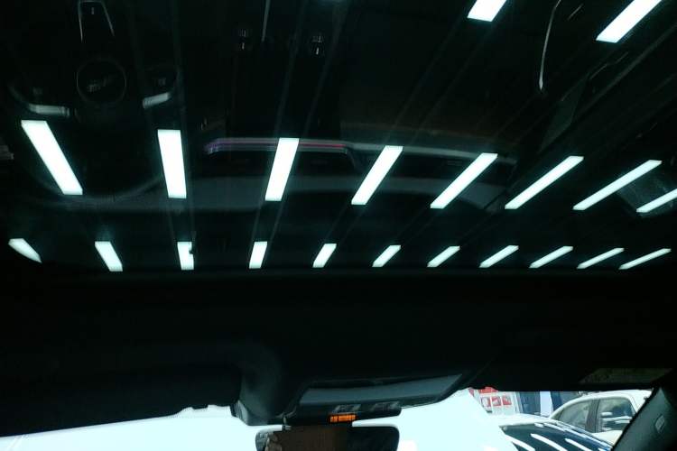 Used Jaguar F-PACE 2024 P250 R-Dynamic SE
