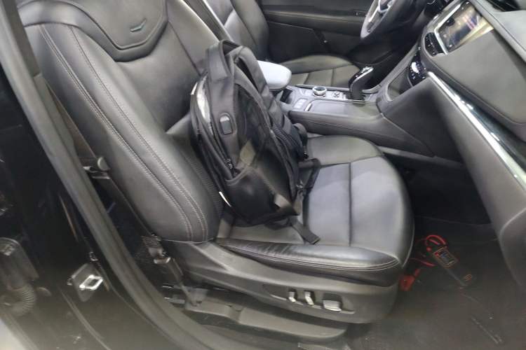 Used Cadillac XT5 2020 28T Luxury Version