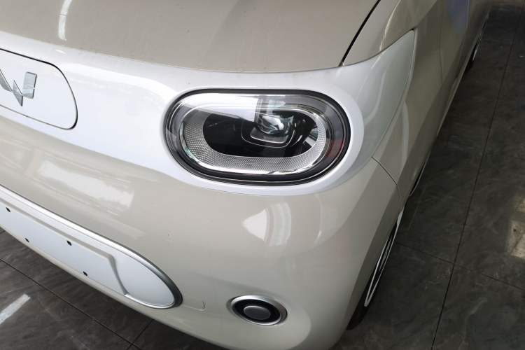 Used Wuling Hongguang MINIEV 2024 3rd Generation 215km Youth Edition