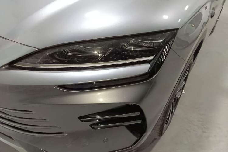 Used BYD Song PLUS New Energy 2025 DM-i Intelligent Driving 160KM Flagship Model
