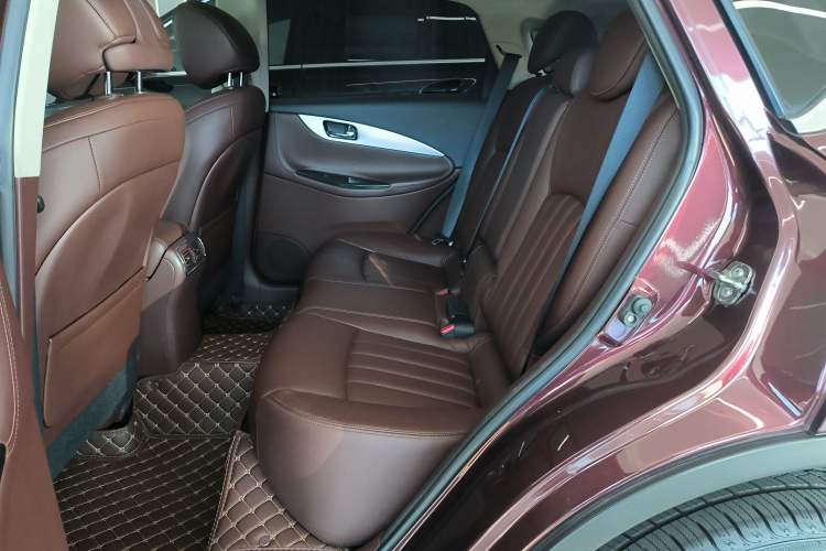 Used Infiniti QX50 2015 2.5L Enjoyment Edition
