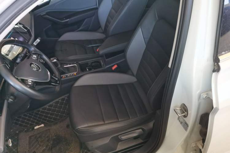 Used Volkswagen Sagitar 2022 280TSI DSG Flyover Edition
