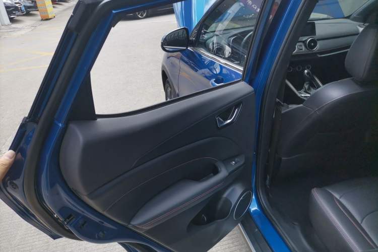 Used Dongfeng Fengon 500 2022 1.5T CVT Comfort Edition
