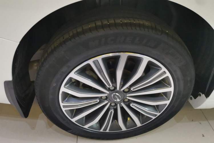 Used GAC Trumpchi M6 2019 270T DCT Luxury Edition (7-seater) China VI