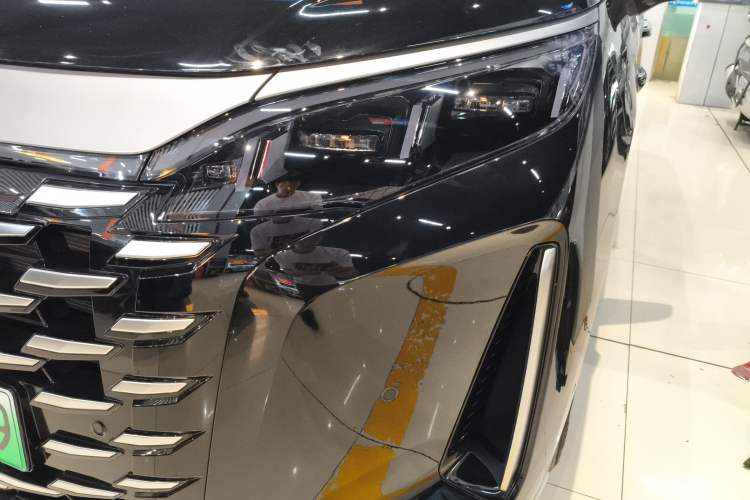 Used BYD Xia 2025 DM-i 1.5T 180km Excellence Model
