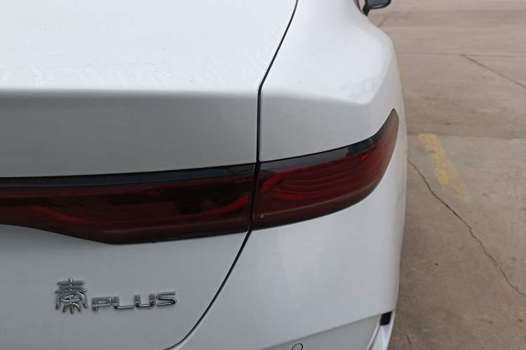 Used BYD Qin PLUS 2025 DM-i Smart Drive 55KM Leading Model
