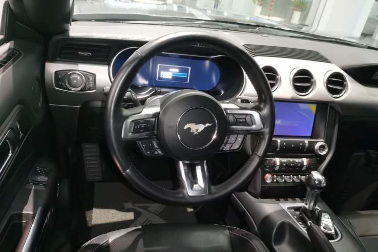 Used Ford Mustang 2021 2.3T EcoBoost
