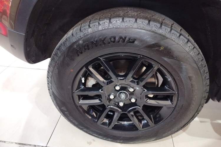 Used Land Rover Defender 2020 110 P400 SE
