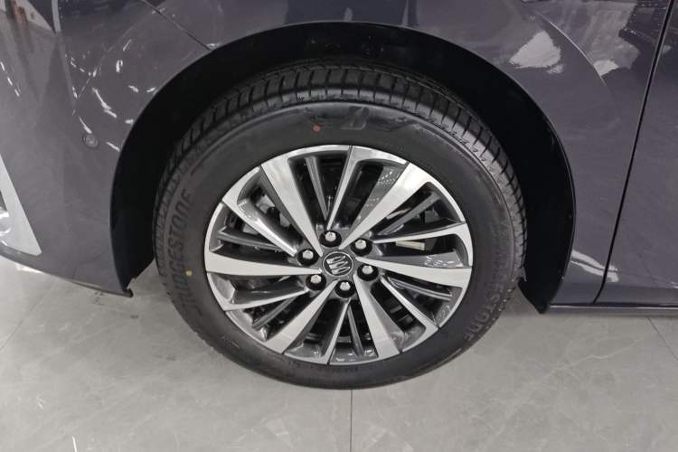 Used Buick GL8 New Energy 2026 Model Lu Zun Luxury Edition