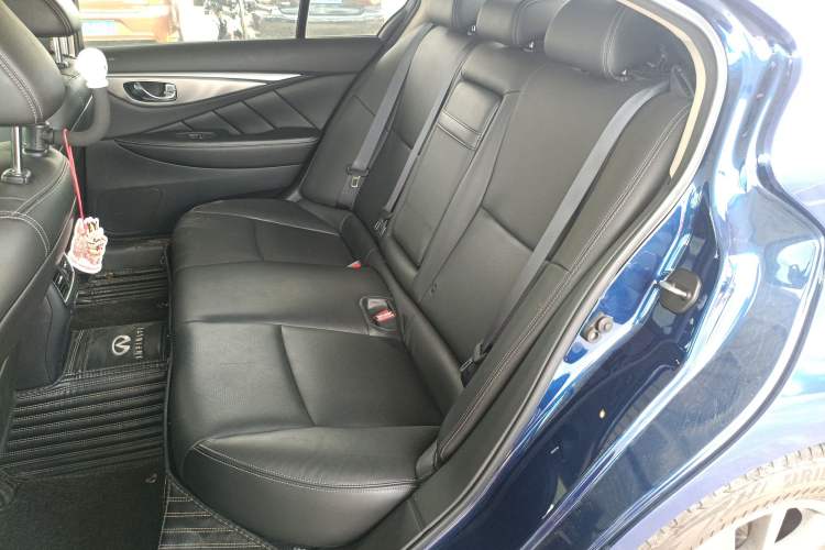 Used Infiniti Q50L 2016 2.0T Enjoyment Edition
